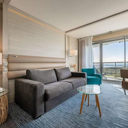 Sofitel Thalassa Sea & Отель Киберон